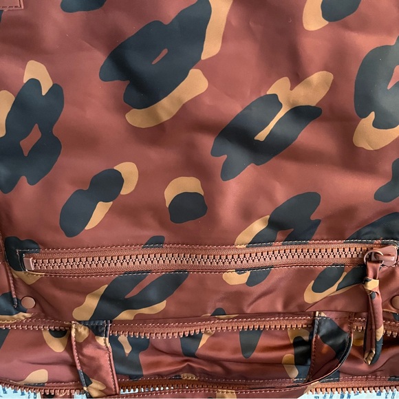 The (Re)sourced Weekender Bag in Painted Leopard - Picture 8 of 8